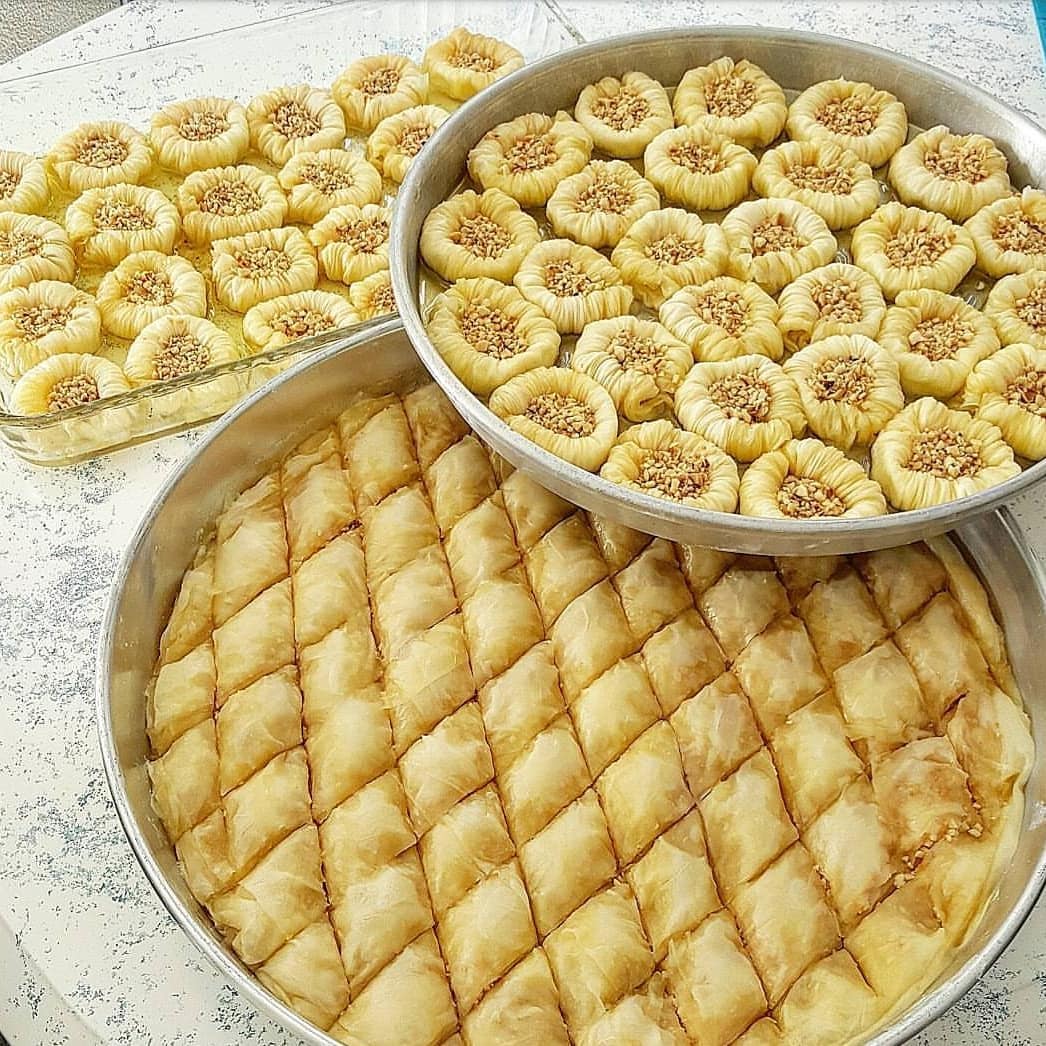 Tek Hamurla 2 Çeşit Baklava Tarifi - 1