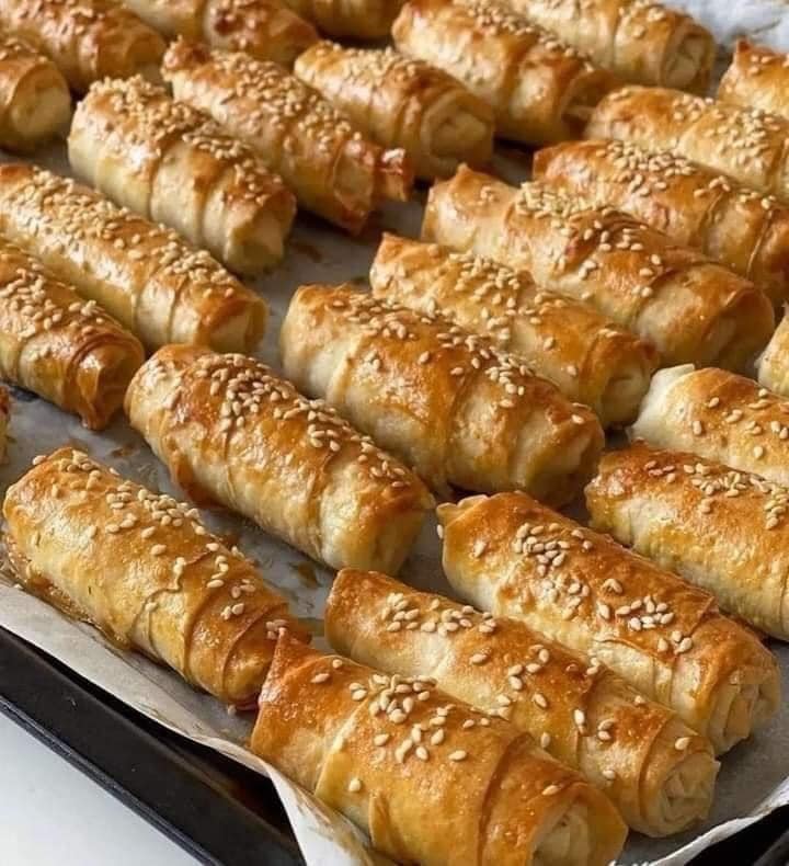 Sirkeli Unlu Çıtır Börek - 1