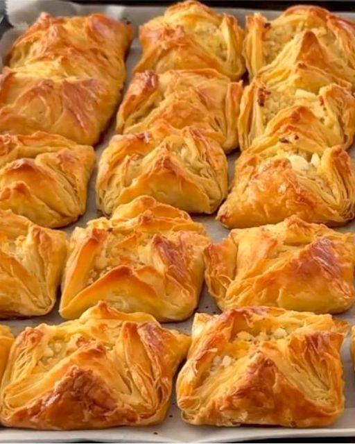 Misafire Özel 3 Malzemeyle 1 Tepsi Dolusu Çıtır Börek Tarifi - 4