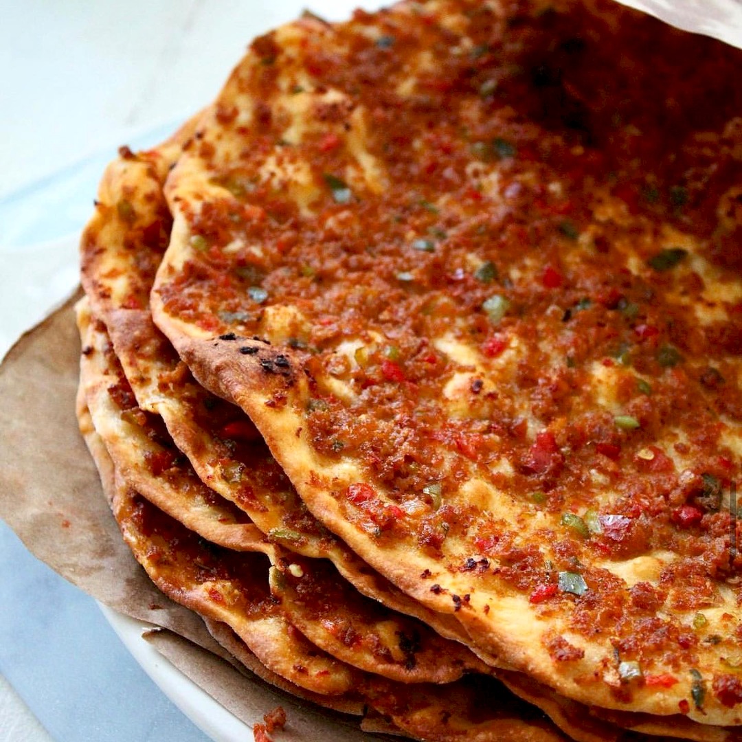 Annemin Evde Lahmacun Tarifi - 1