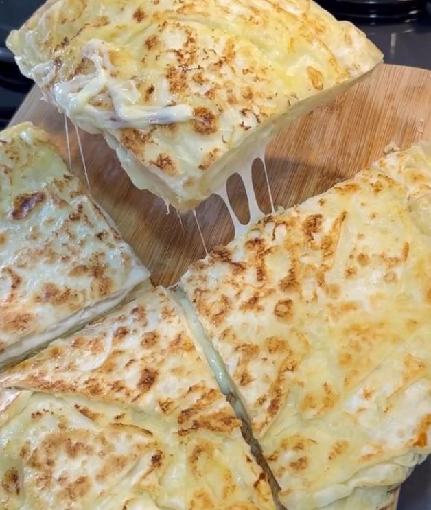 5 Dakikada Enfes Kahvaltılık Börek - 1